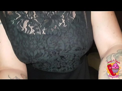 ❤️ Slutty stepister a 'toirt dha blowjob agus Spàinntis Pornografach leinn ❌️❤