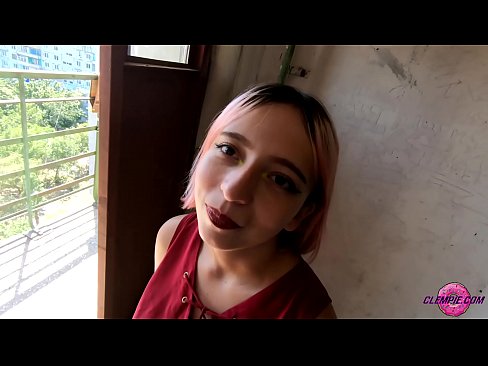 ❤️ Student Sensual Sucks a Stranger in the Outback - Cum On His Face Pornografach leinn ❌️❤